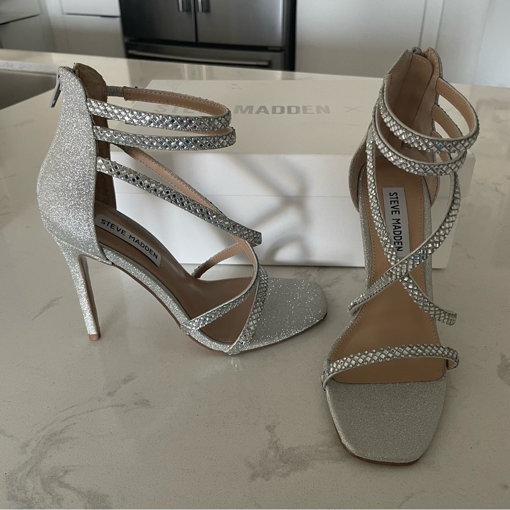 Steve madden x David’s bridals wedding heels